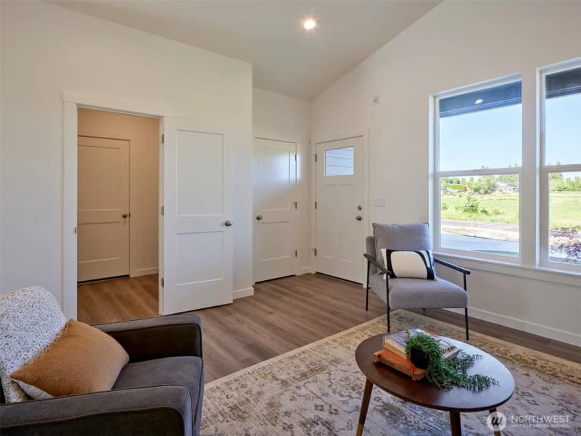 Property photo for 521 Kakela Road, Winlock photo 6