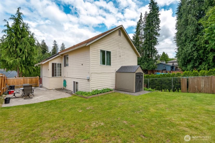 Property photo for 1014 W Mukilteo Boulevard, Everett photo 24