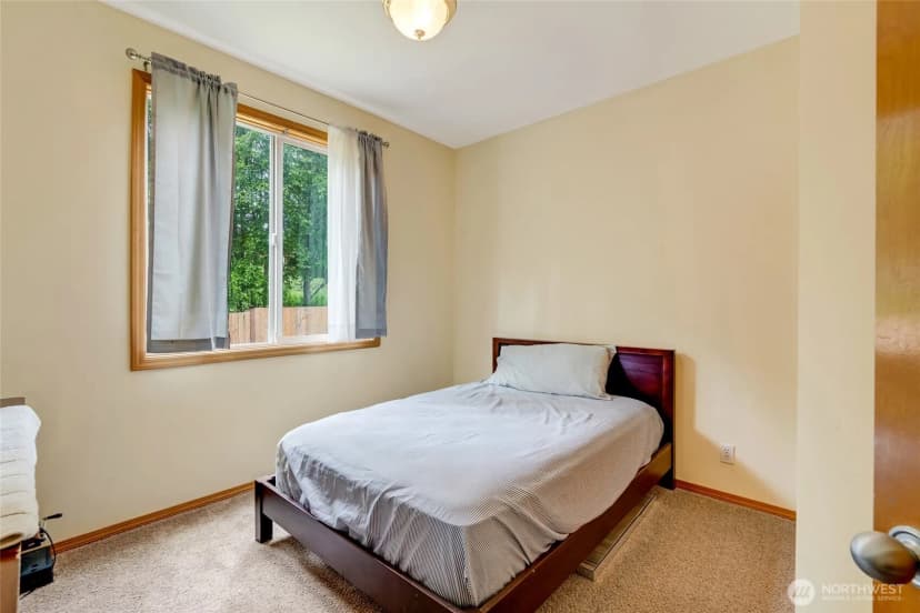 Property photo for 1014 W Mukilteo Boulevard, Everett photo 15