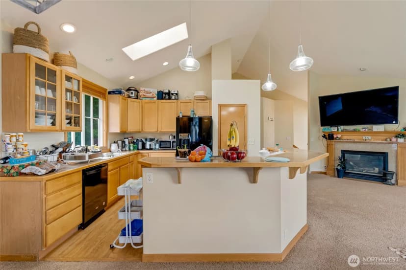 Property photo for 1014 W Mukilteo Boulevard, Everett photo 9
