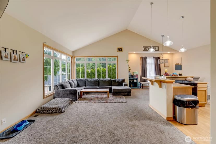 Property photo for 1014 W Mukilteo Boulevard, Everett photo 6
