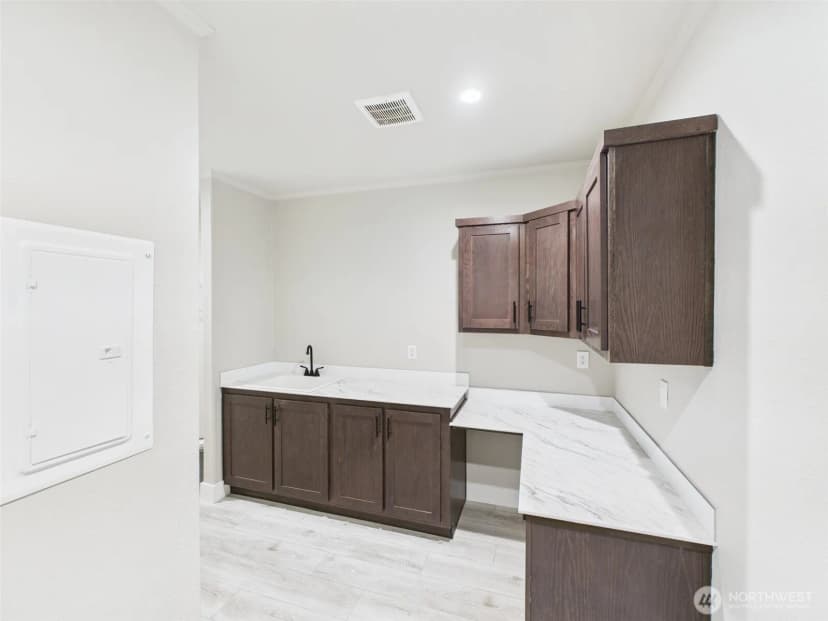 Property photo for 720 S Jefferson Street, Republic photo 18