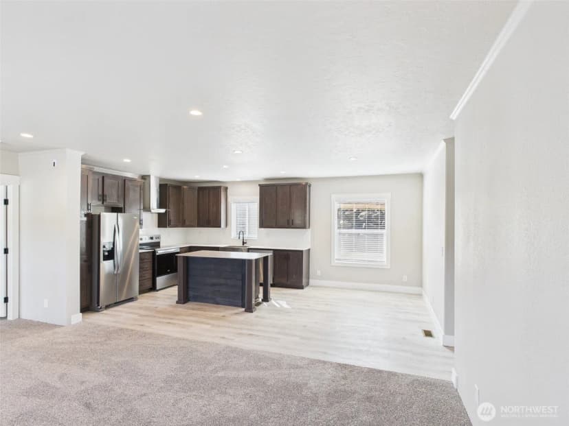 Property photo for 720 S Jefferson Street, Republic photo 10