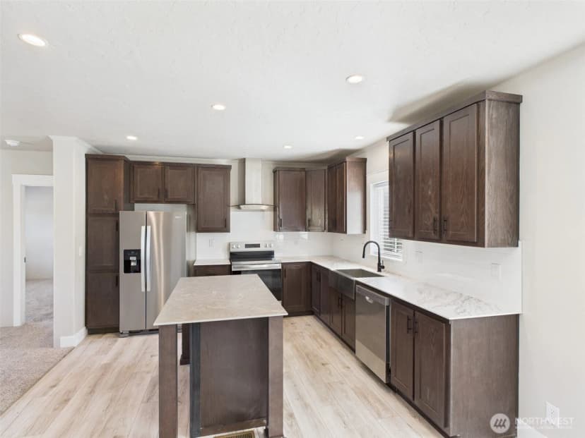 Property photo for 720 S Jefferson Street, Republic photo 8