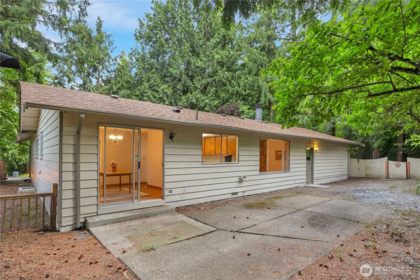 Property photo for 19029 56th Lane Ne, Kenmore photo 15