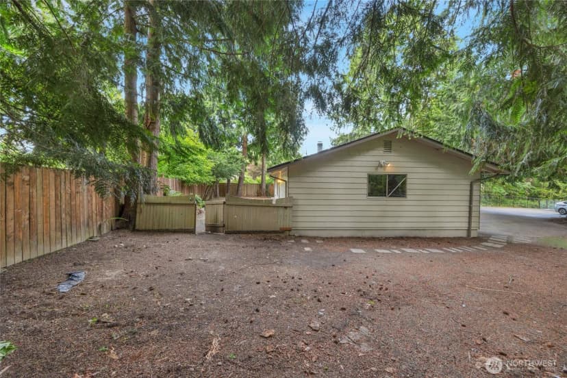 Property photo for 19029 56th Lane Ne, Kenmore photo 14