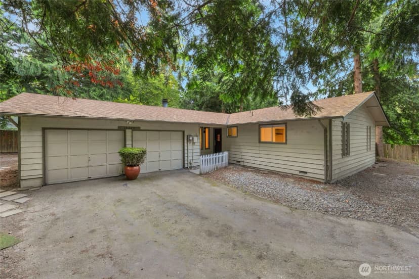 Property photo for 19029 56th Lane Ne, Kenmore