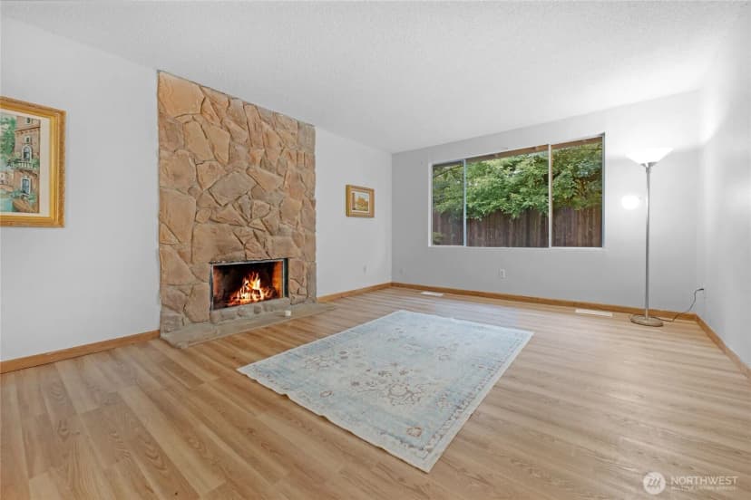 Property photo for 19029 56th Lane Ne, Kenmore photo 7
