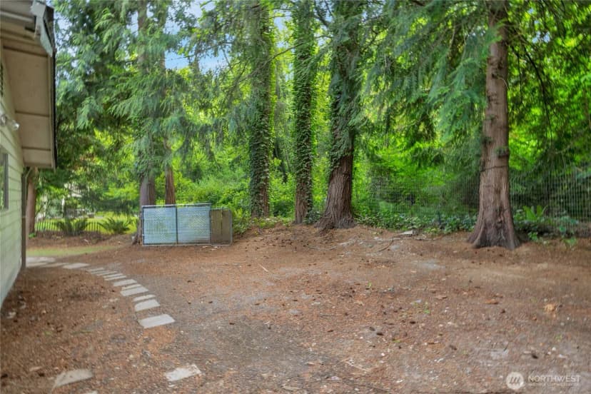 Property photo for 19029 56th Lane Ne, Kenmore photo 16
