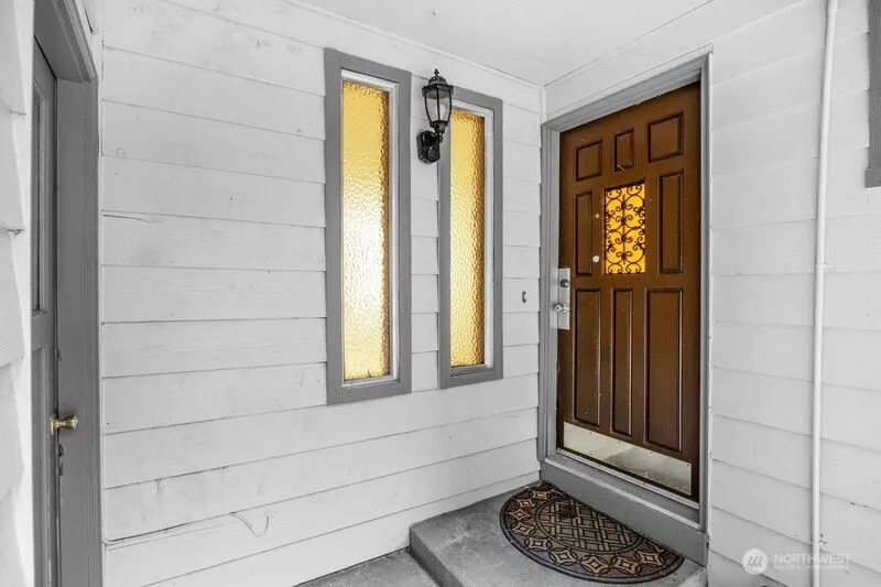 Property photo for 19029 56th Lane Ne, Kenmore photo 19