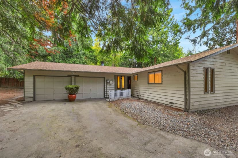 Property photo for 19029 56th Lane Ne, Kenmore photo 20