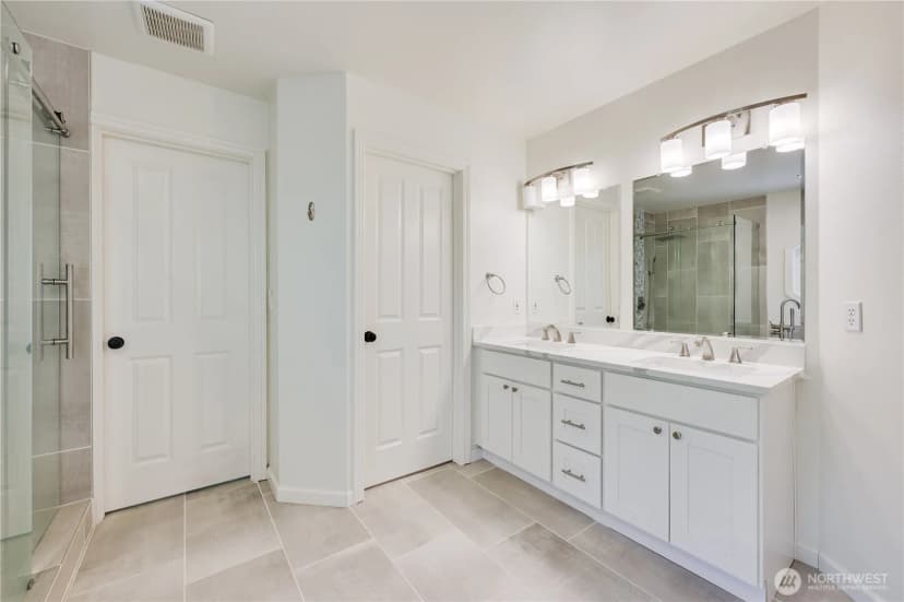 Property photo for 16710 Snohomish Avenue, Snohomish photo 21