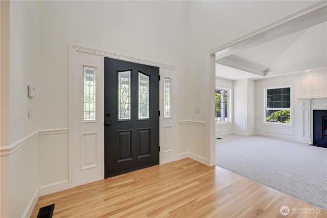 Property photo for 16710 Snohomish Avenue, Snohomish photo 4