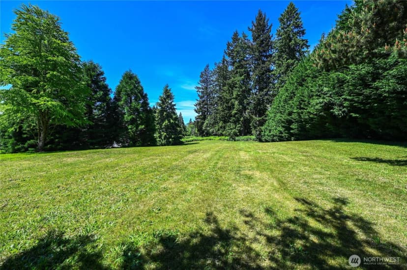 Property photo for 16710 Snohomish Avenue, Snohomish photo 25