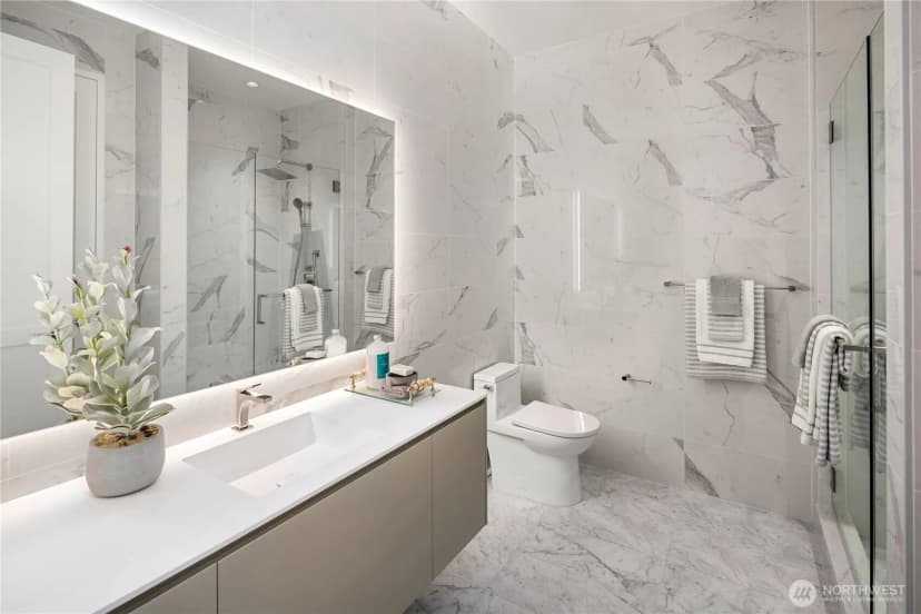 Property photo for 838 Avenue Square Ne #2602, Bellevue photo 31