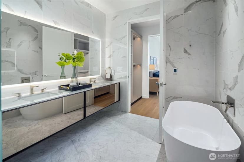Property photo for 838 Avenue Square Ne #2602, Bellevue photo 28
