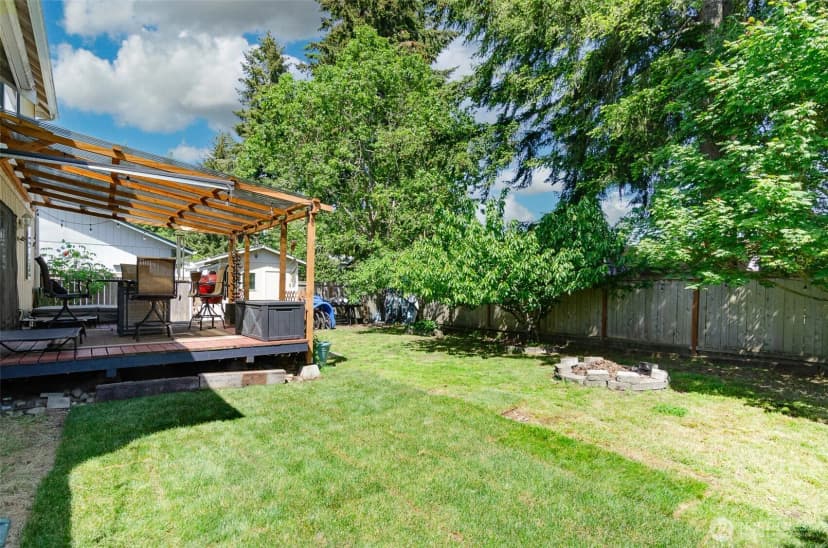 Property photo for 5614 Vincent Court Se, Lacey photo 3