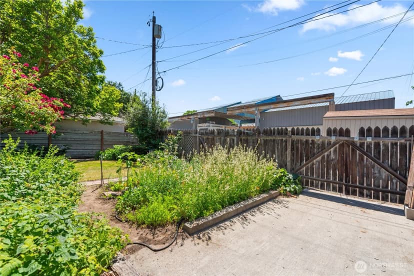 Property photo for 912 Highland Drive, Wenatchee photo 40