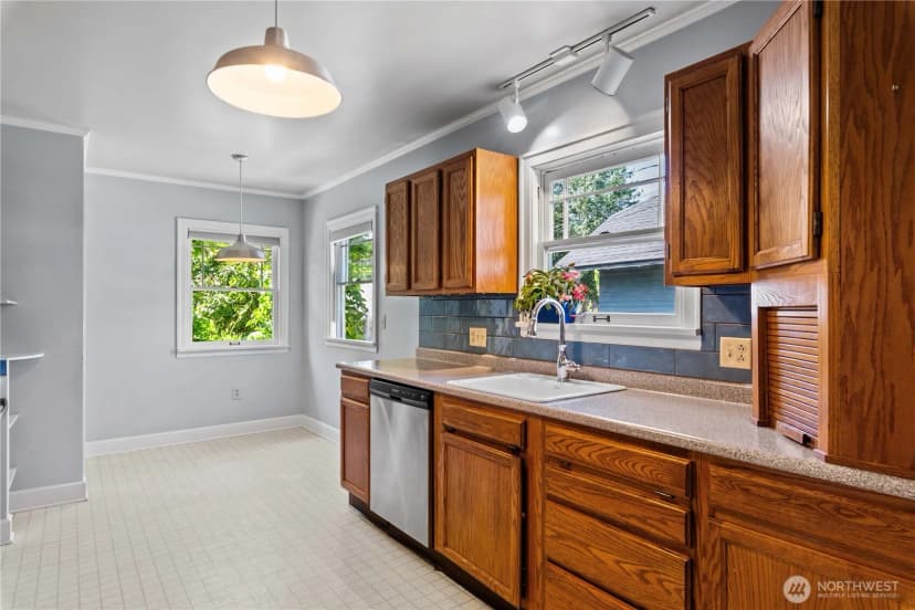 Property photo for 912 Highland Drive, Wenatchee photo 15
