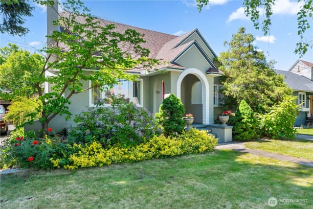Property photo for 912 Highland Drive, Wenatchee photo 3