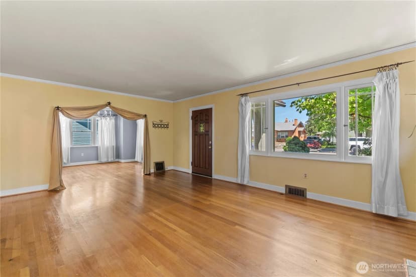 Property photo for 912 Highland Drive, Wenatchee photo 6