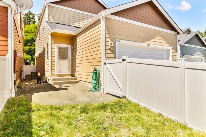 Property photo for 4442 Freemont Street Ne, Lacey photo 35