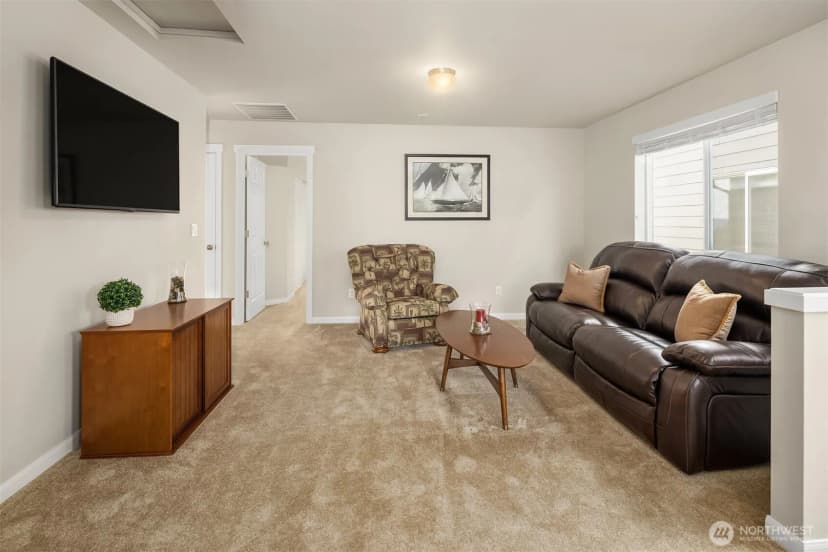 Property photo for 724 77th Drive Se, Lake Stevens photo 8