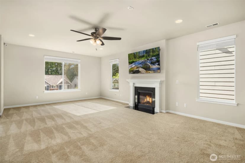 Property photo for 724 77th Drive Se, Lake Stevens photo 6