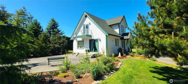 Property photo for 324 Pond Lane, Sequim