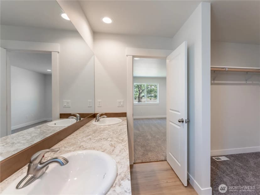 Property photo for 10 Salmon Drive, Wenatchee photo 20