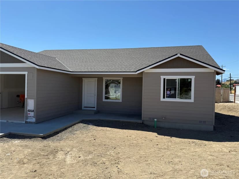 Property photo for 10 Salmon Drive, Wenatchee photo 3