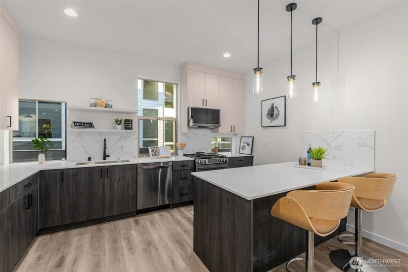 Property photo for 1203 C N Allen Place, Seattle photo 6
