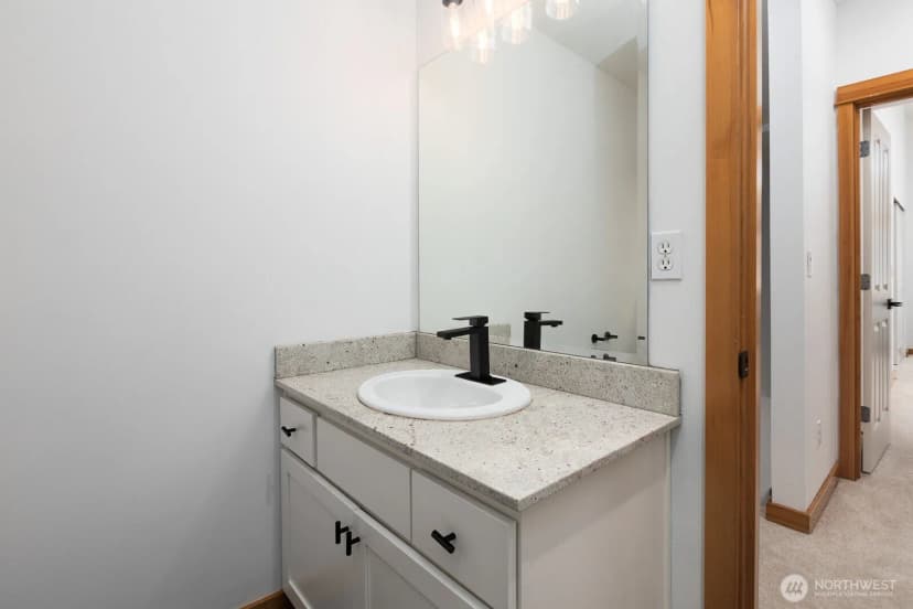 Property photo for 11509 26th Avenue Ne #c, Seattle photo 25