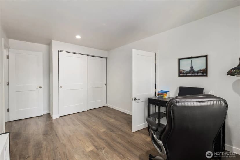 Property photo for 6812 Topaz Drive Sw, Lakewood photo 21