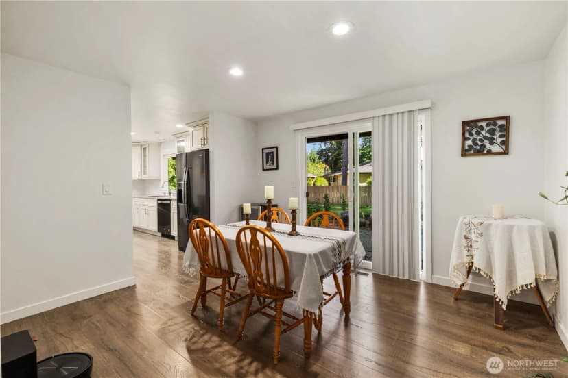 Property photo for 6812 Topaz Drive Sw, Lakewood photo 17