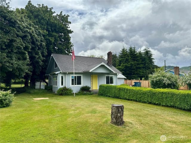 Property photo for 381 Trillium Avenue, Forks photo 3