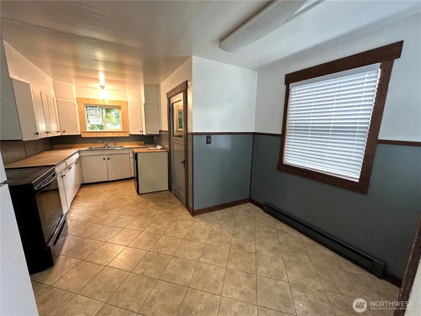 Property photo for 381 Trillium Avenue, Forks photo 7