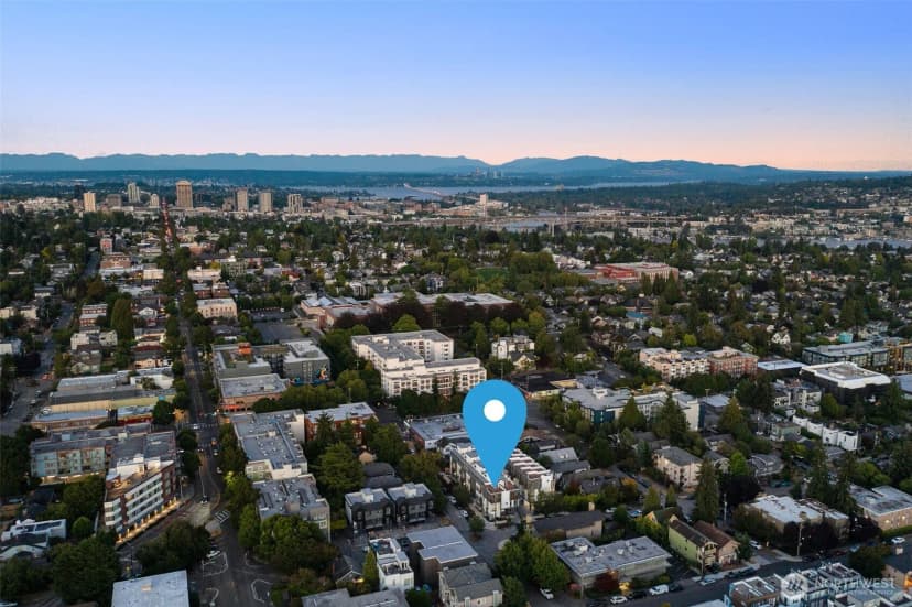 Property photo for 4410 Midvale Avenue N, Seattle photo 26