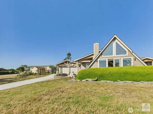 Property photo for 748 La Cana Street, Coupeville