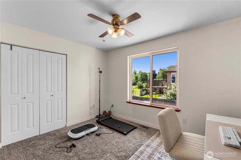 Property photo for 1324 Fairhaven Avenue, Wenatchee photo 16