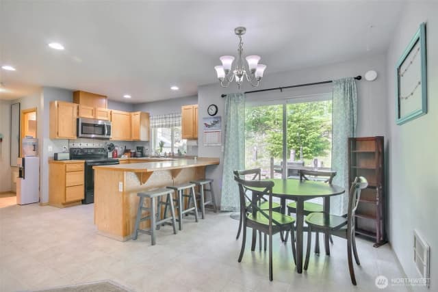 Property photo for 13502 215th Avenue E, Bonney Lake photo 5