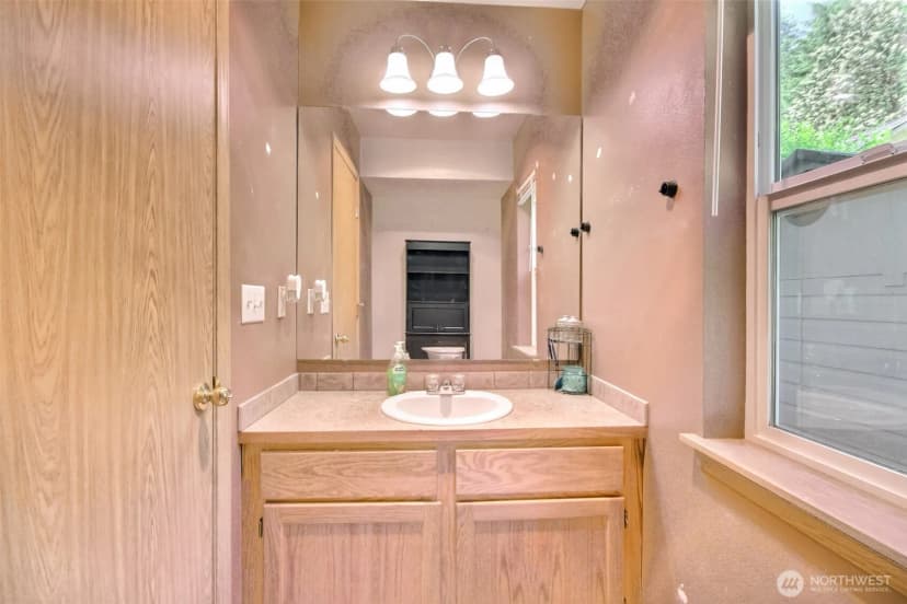 Property photo for 13502 215th Avenue E, Bonney Lake photo 16