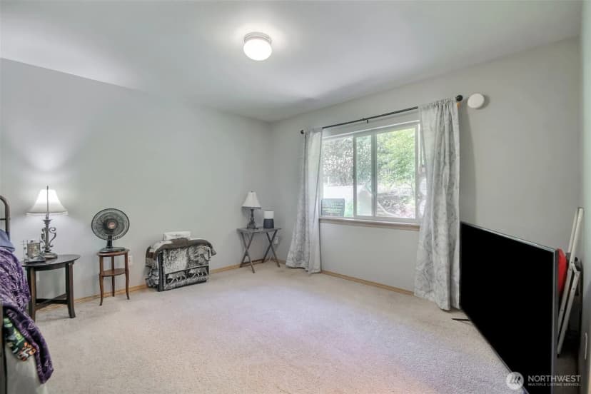 Property photo for 13502 215th Avenue E, Bonney Lake photo 9
