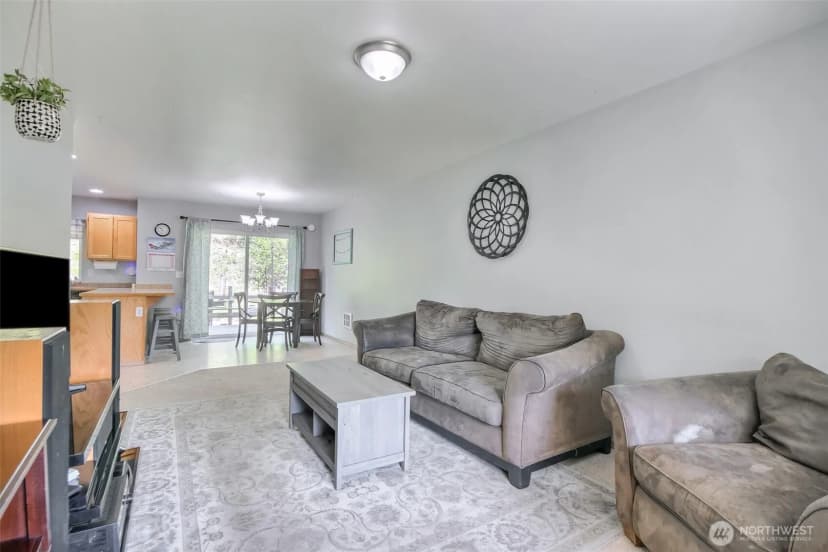 Property photo for 13502 215th Avenue E, Bonney Lake photo 3