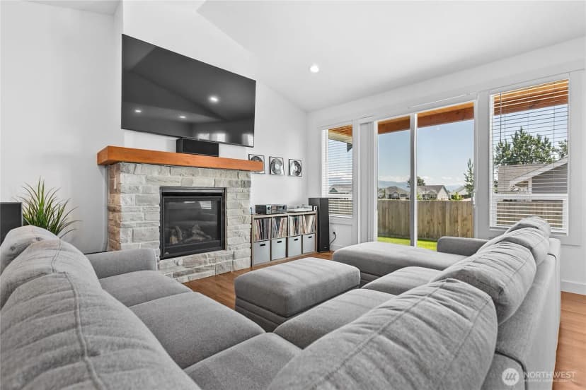 Property photo for 2016 Steelhead Way, Lynden photo 19