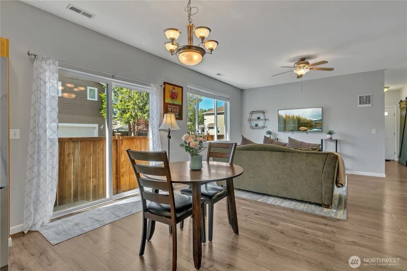 Property photo for 28140 239th Avenue Se, Maple Valley photo 12