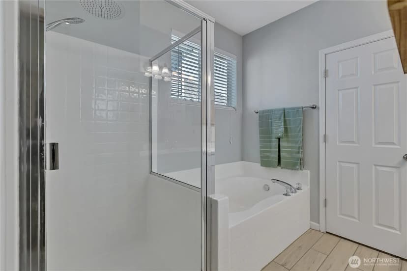 Property photo for 28140 239th Avenue Se, Maple Valley photo 19