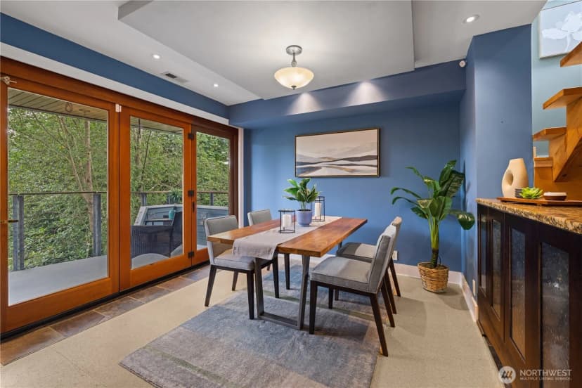 Property photo for 5746 37th Avenue Ne, Seattle photo 11