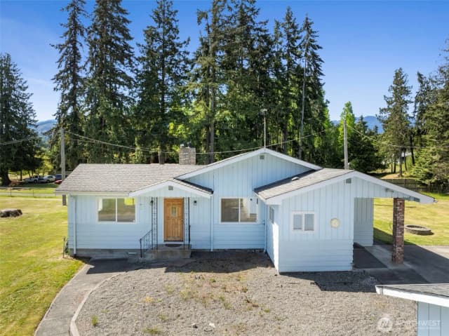 Property photo for 212 Old Black Diamond Rd, Port Angeles photo 5