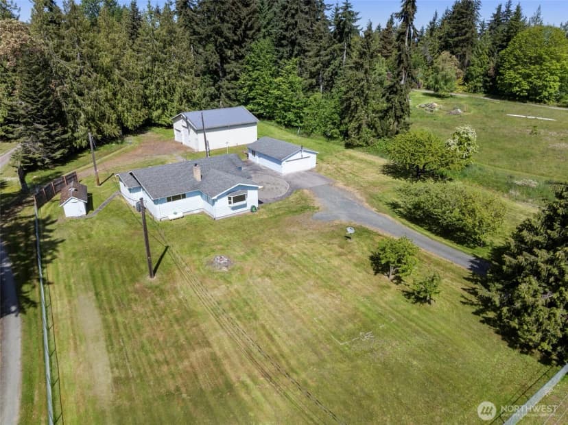 Property photo for 212 Old Black Diamond Rd, Port Angeles